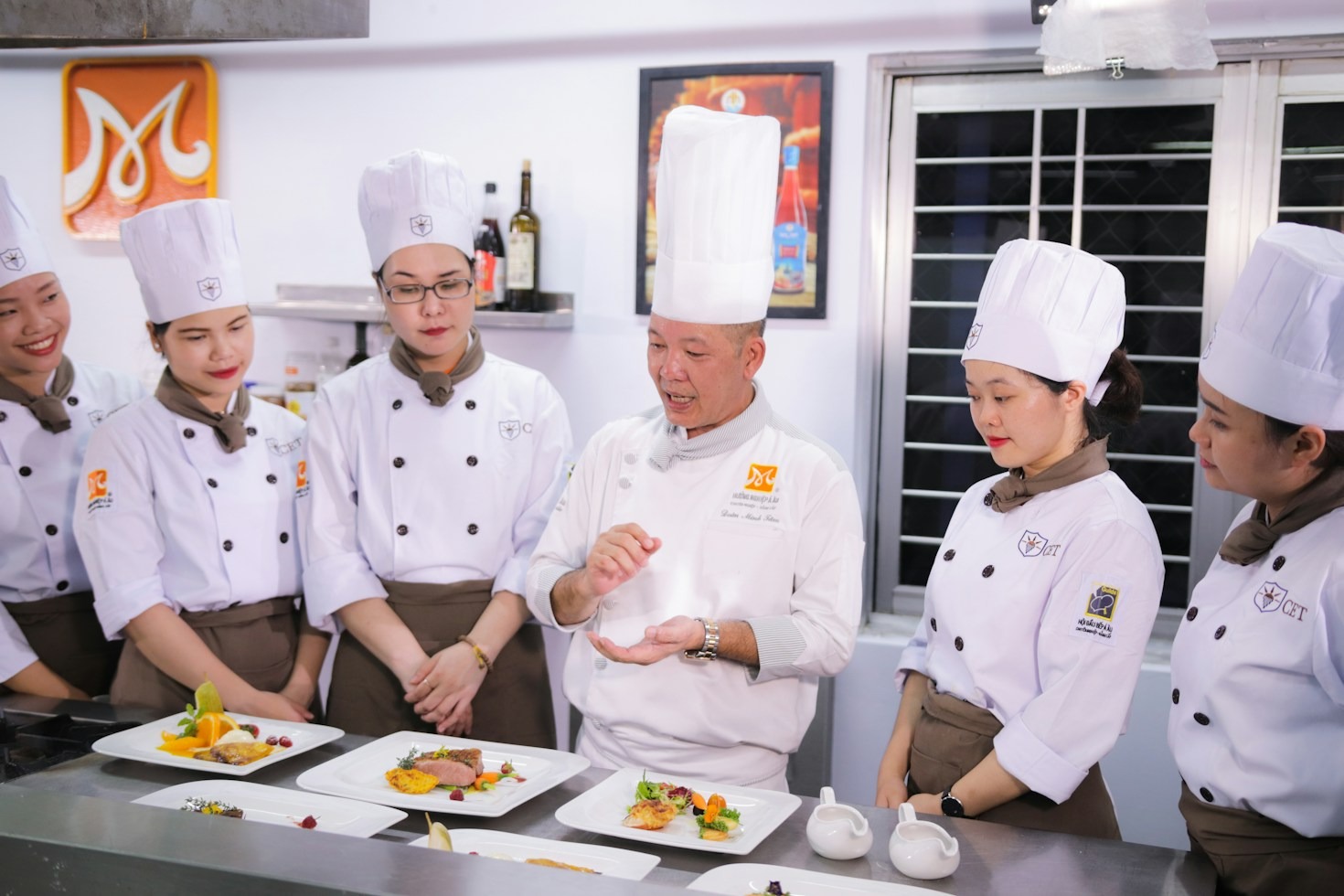 The Evolution of Cross-Cultural Fusion in Modern Menus